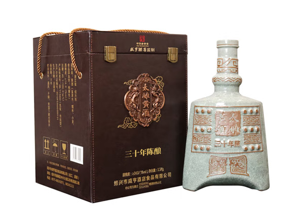 台州咸亨酒店太雕黄酒回收太雕三十年陈酿绍兴黄酒1.5kg礼盒装
